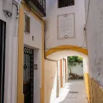 La Calleja De La Corredera Cordoba